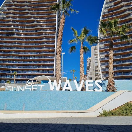 Sunny Morning Of Costa Blanca - Sunset Waves Benidorm Apartment Exterior photo
